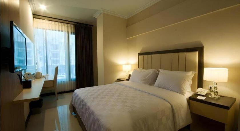 Bella Hotel סוראבאיה מראה חיצוני תמונה